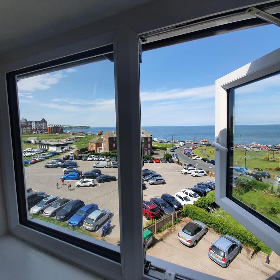 Stowaways Loft Apartment Уитби Екстериор снимка